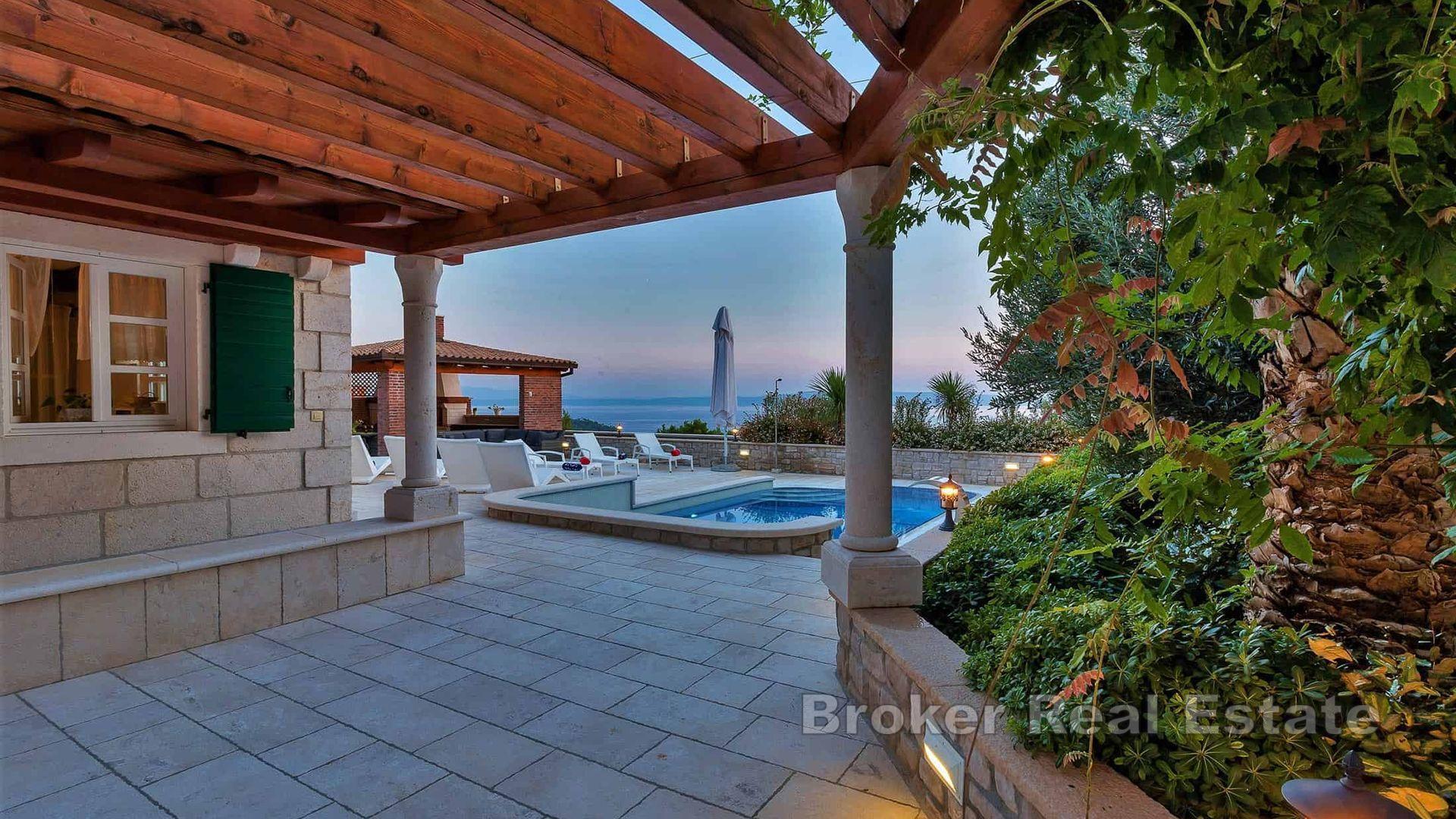 Makarska - Villa en pierre avec piscine