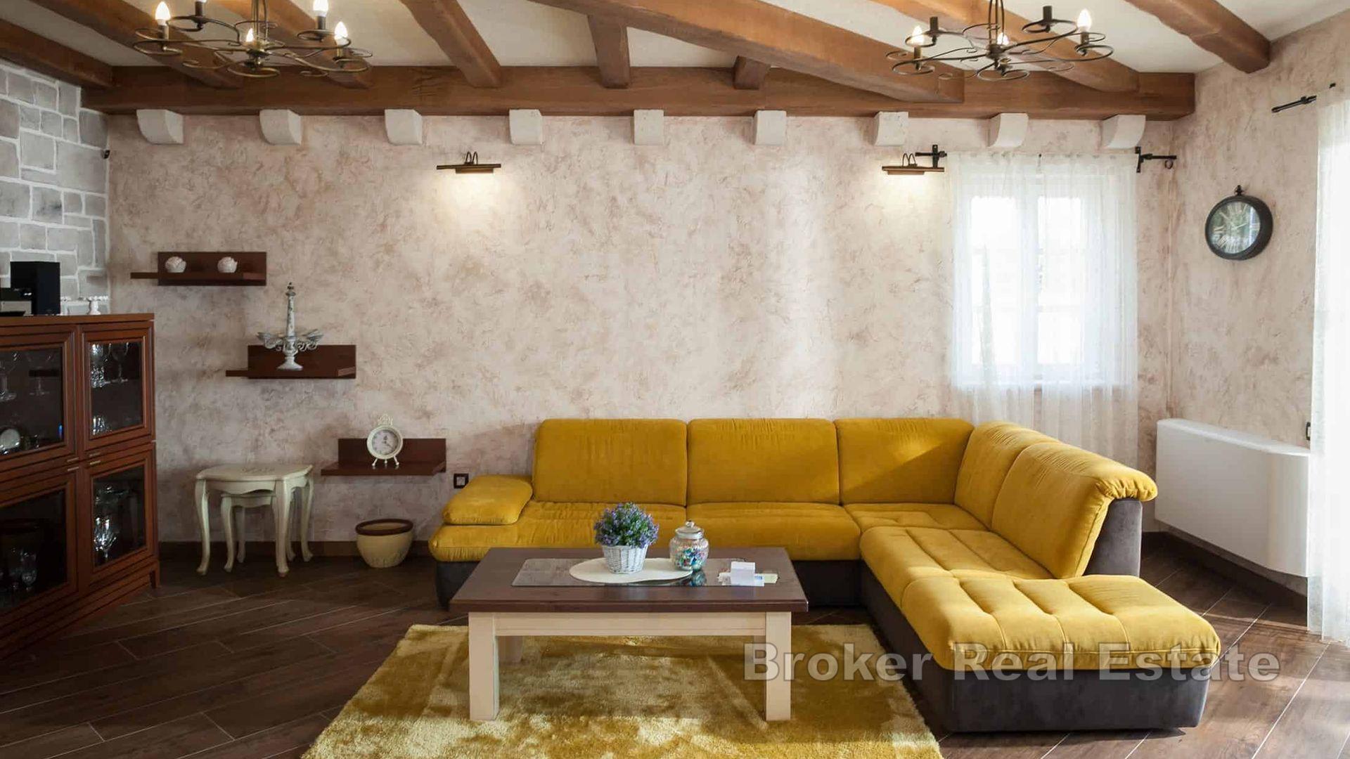 Makarska - Villa en pierre avec piscine