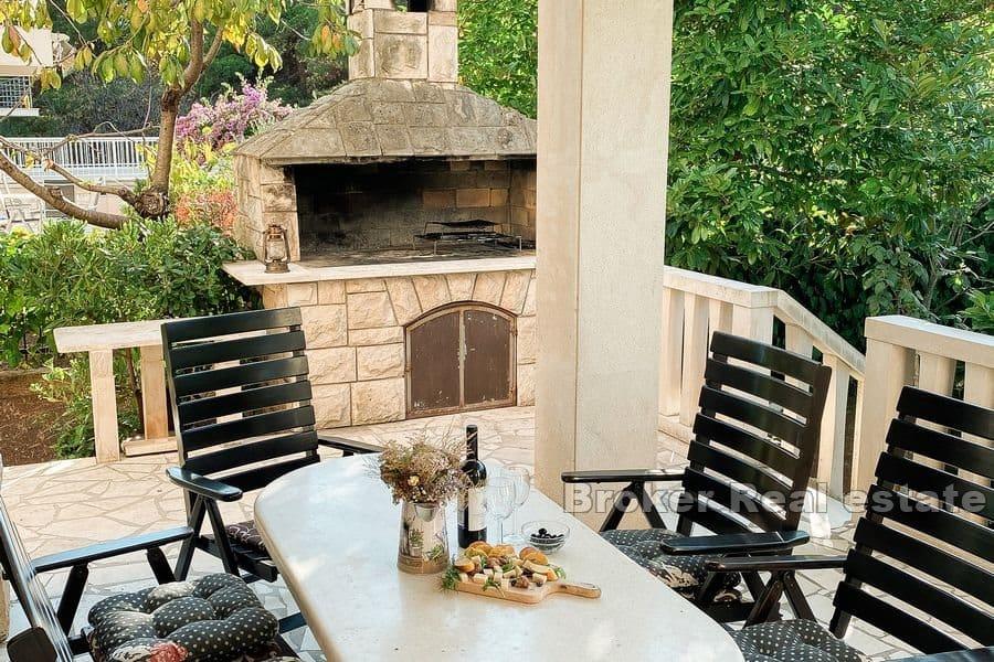 Island Brac - Apartment house in the center of town