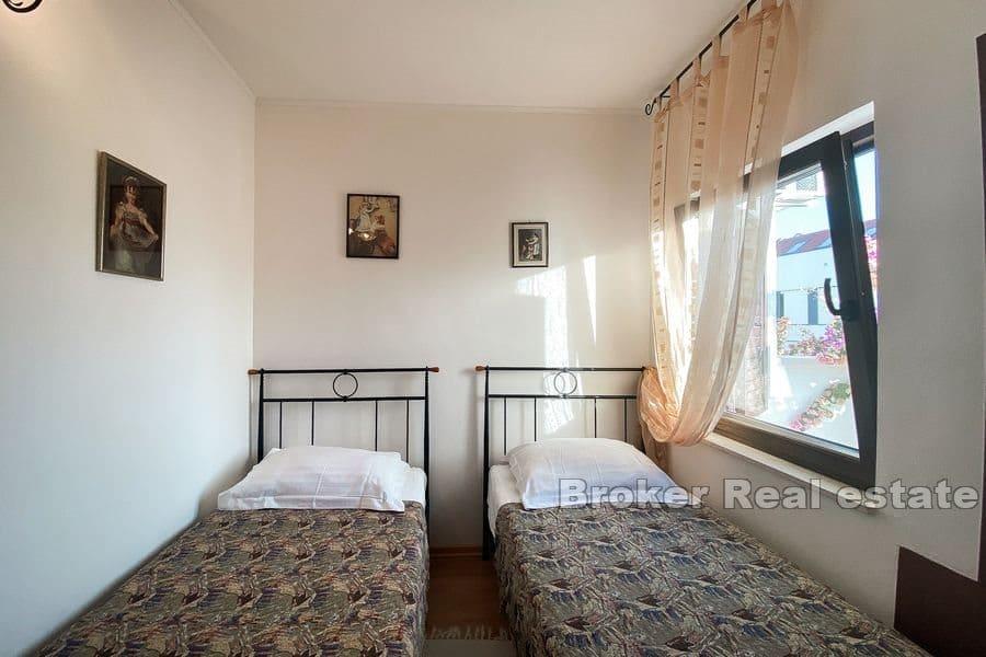 Island Brac - Apartment house in the center of town