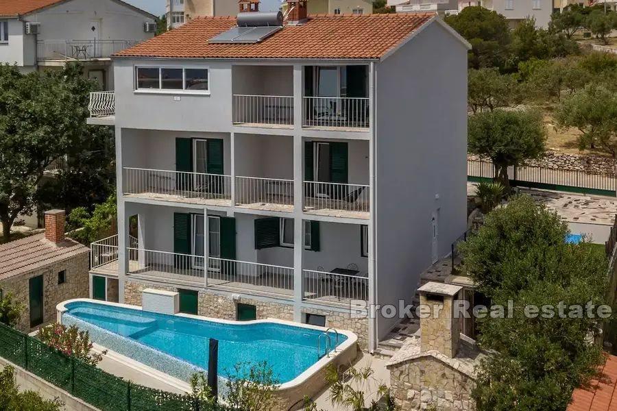 Isola di Ciovo - Villa con piscina e vista mare