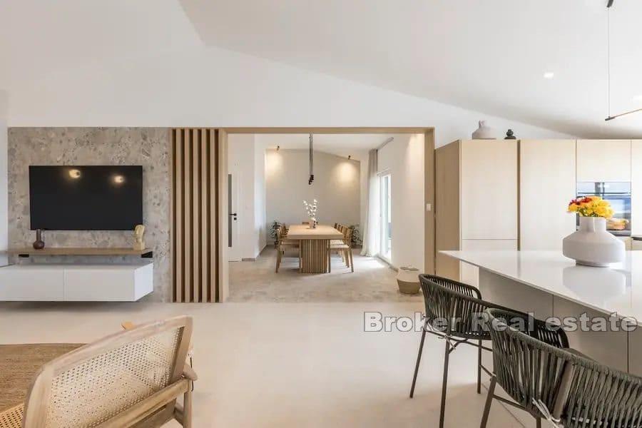 Wyspa Ciovo - Willa z basenem i widokiem na morze