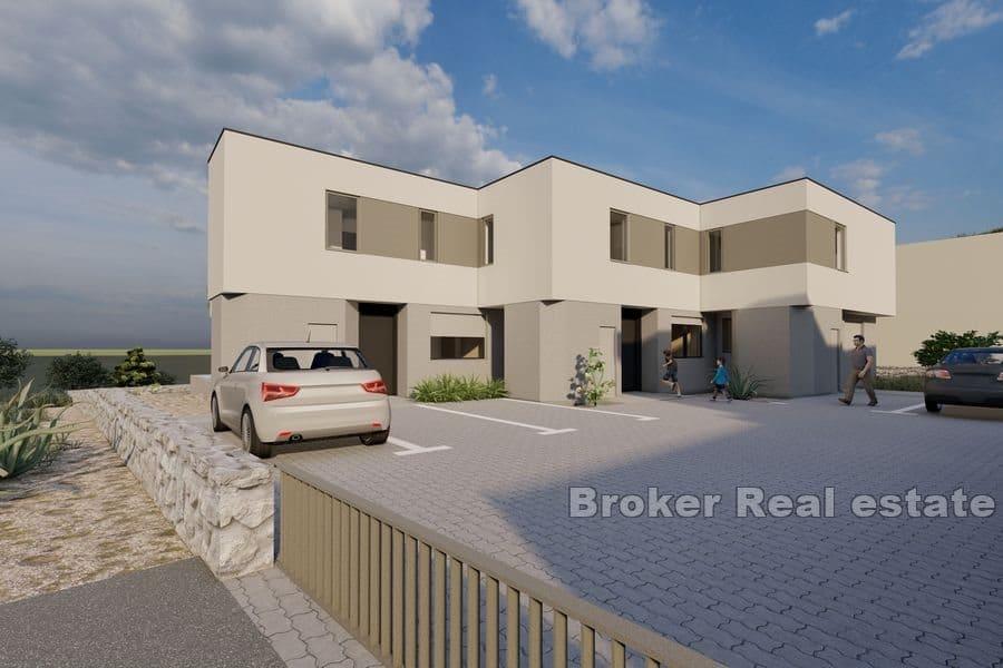 Двухуровневые апартаменты с бассейном