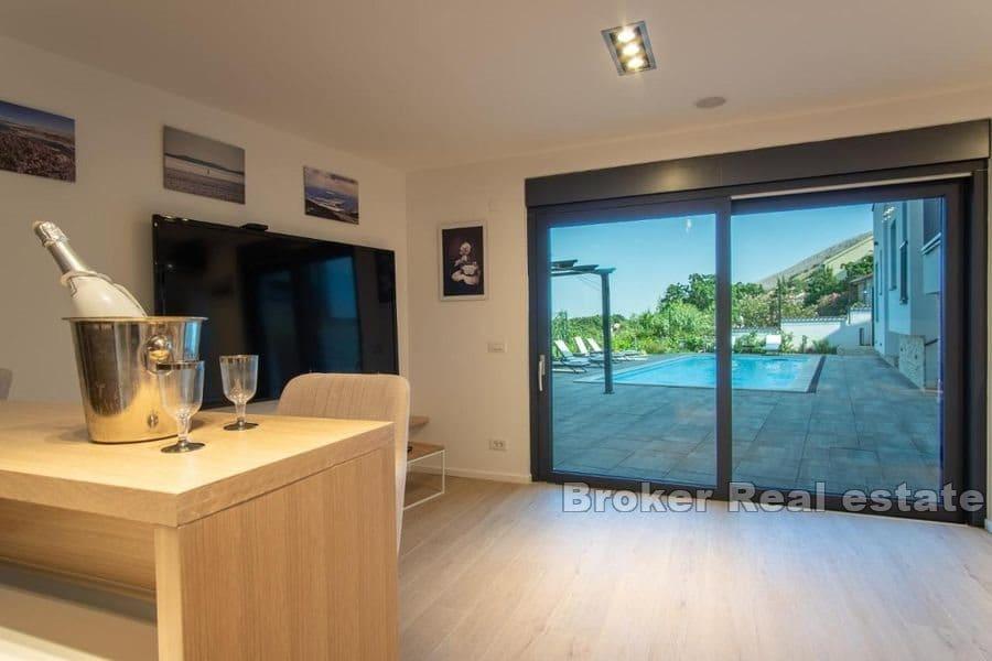Ön Pag – Modern villa med pool