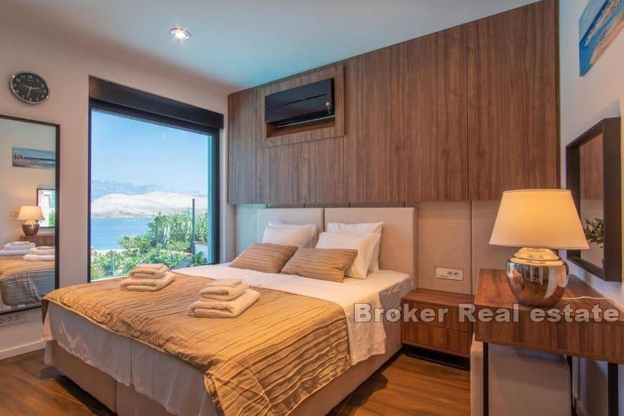 Ön Pag – Modern villa med pool