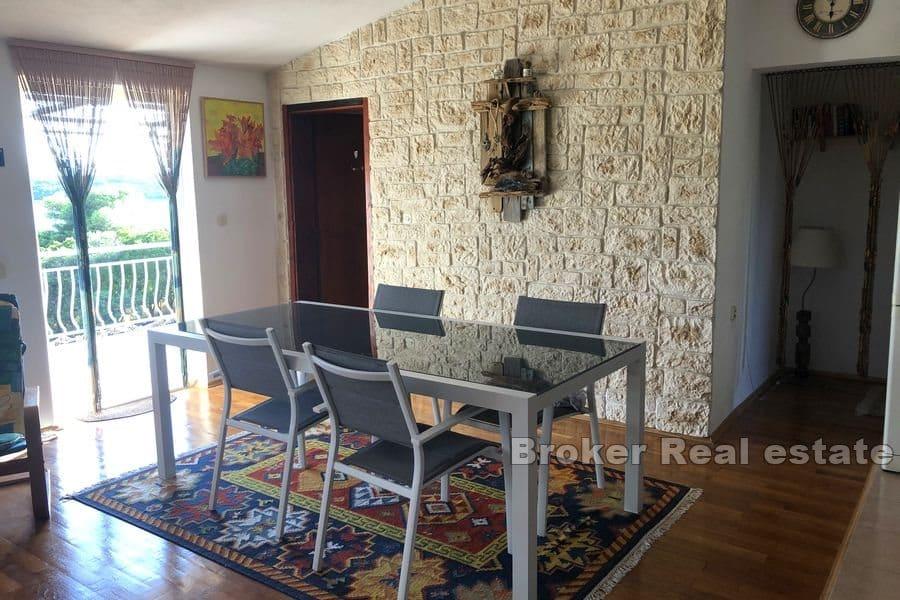 Appartement spacieux près de la mer