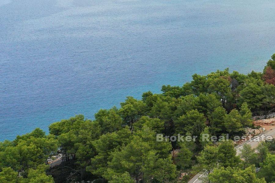 Wyspa Hvar - Atrakcyjna działka budowlana w pierwszym rzędzie do morza