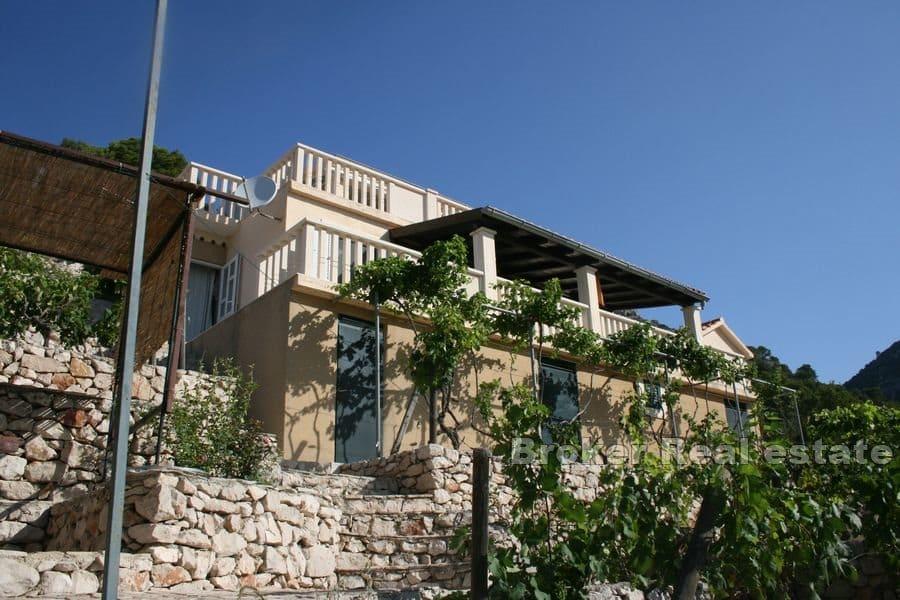 Insel Brač - Einfamilienhaus mit offenem Meerblick