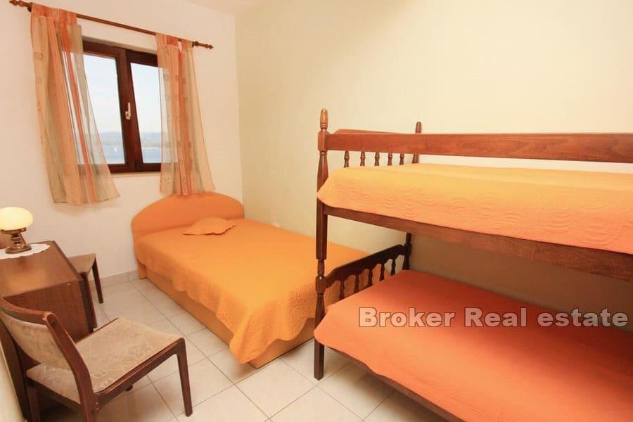 Ostrov Brač - Samostatně stojící dům s výhledem na otevřené moře