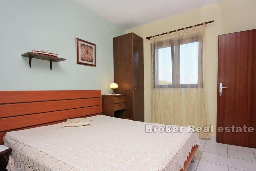 Ostrov Brač - Samostatně stojící dům s výhledem na otevřené moře