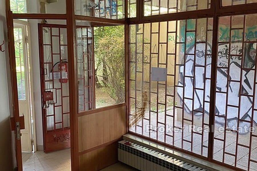 Zagreb - Business space in a frequent location