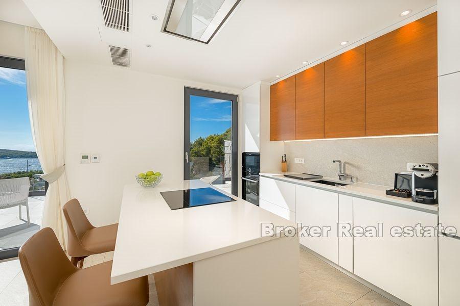 Ostrov Hvar - Moderní vila v blízkosti moře