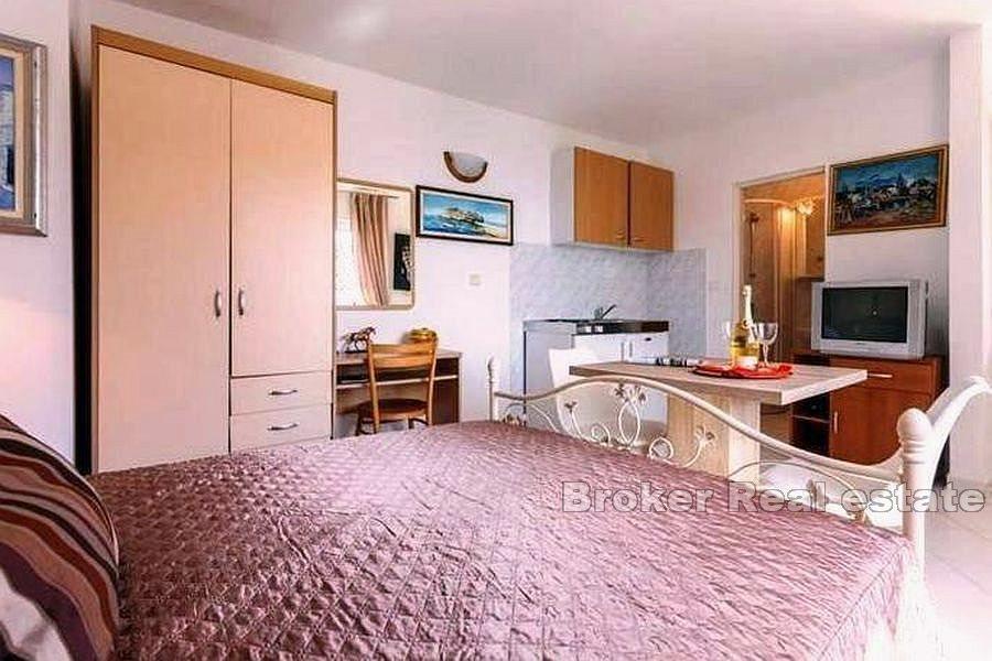 Dubrovnik - Two houses in the first row to the sea