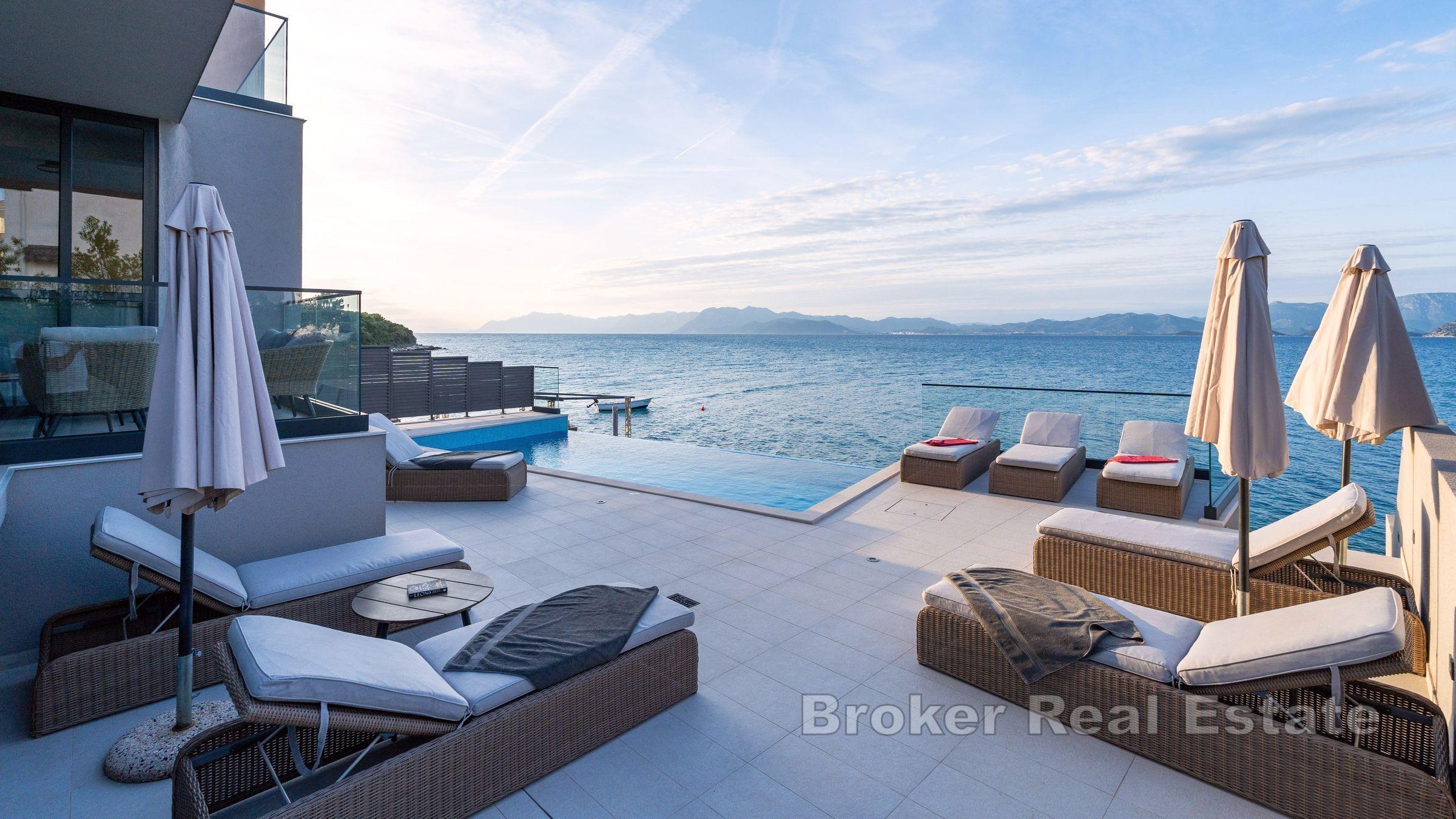 Peljesac halvøya - Attraktiv villa med basseng ved sjøen