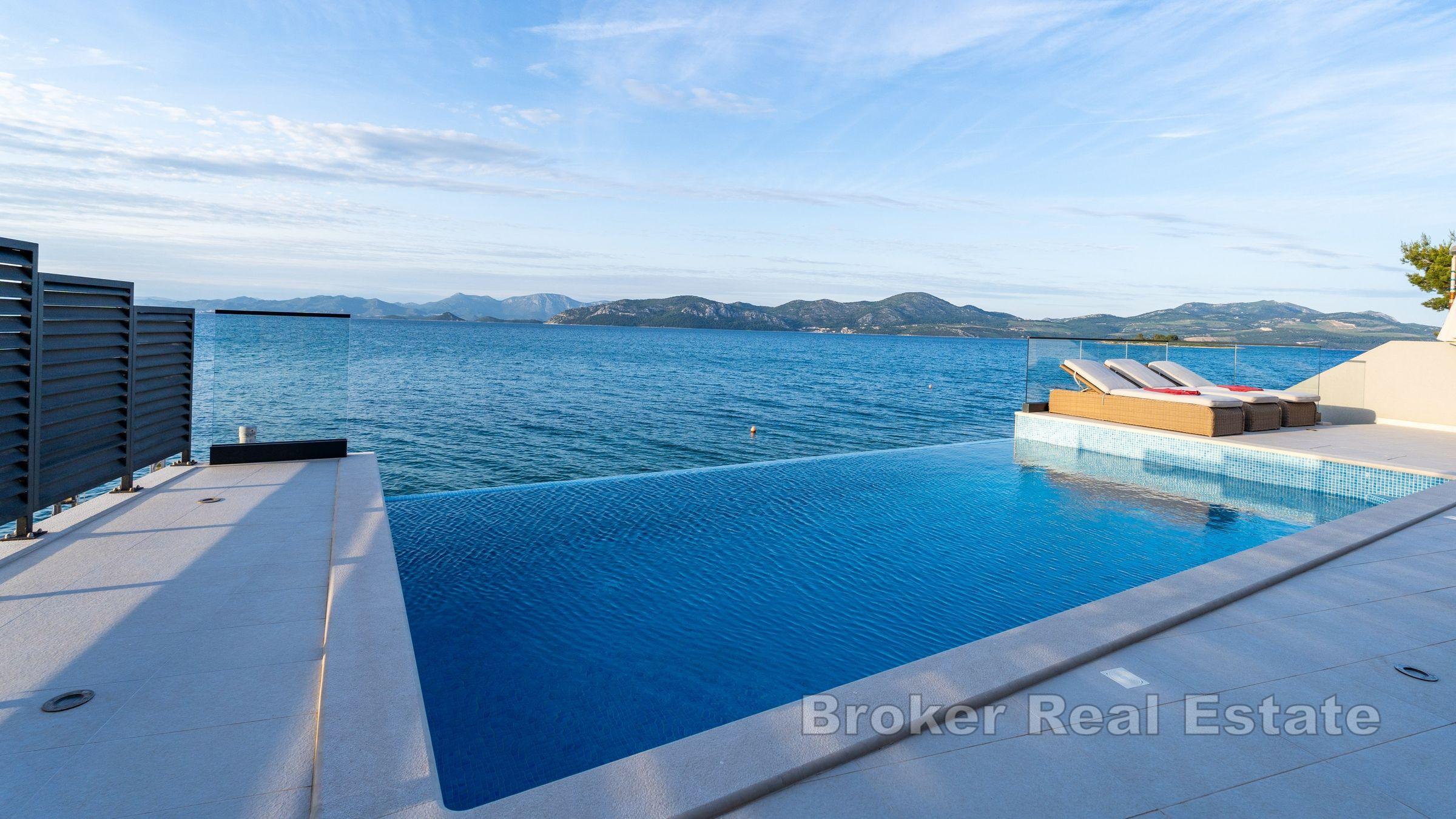 Peljesac halvøya - Attraktiv villa med basseng ved sjøen