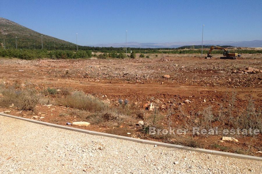 Near Split - Prospective land in the economic zone
