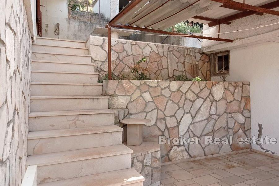 Island of Brac - Detached house for renovation