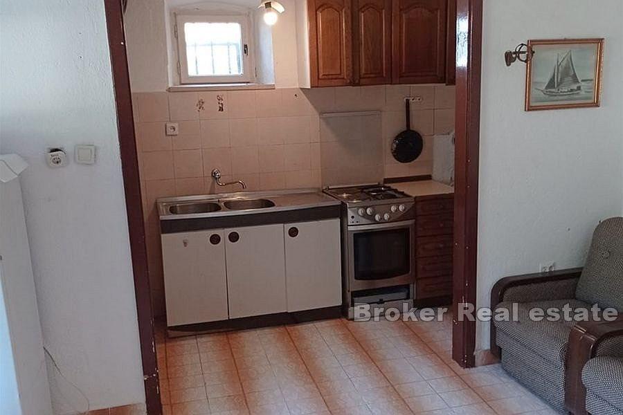 Island of Brac - Detached house for renovation