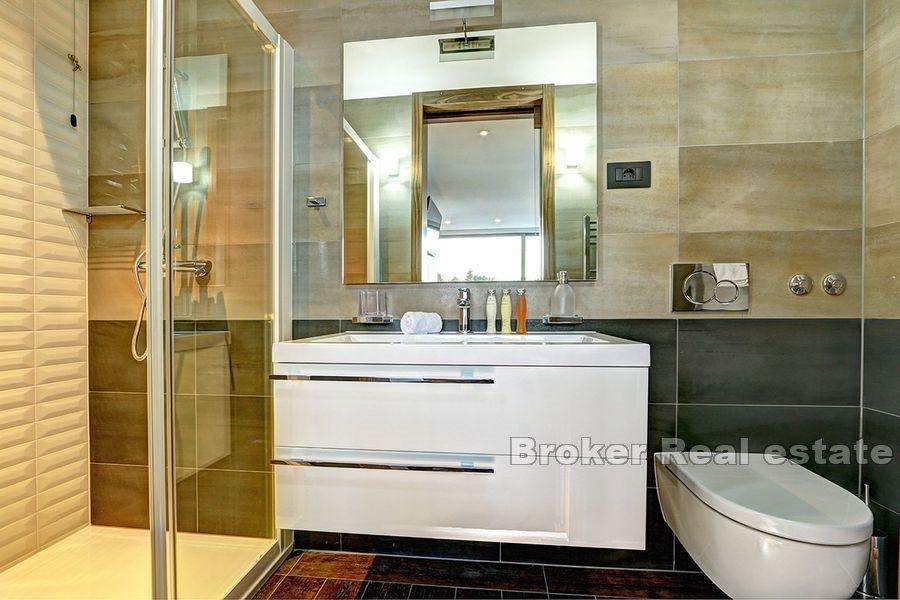 Split center - Rum för turism med reception