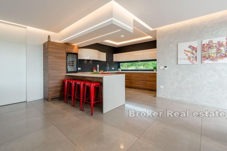 Porec - Moderne villa med rolig beliggenhet