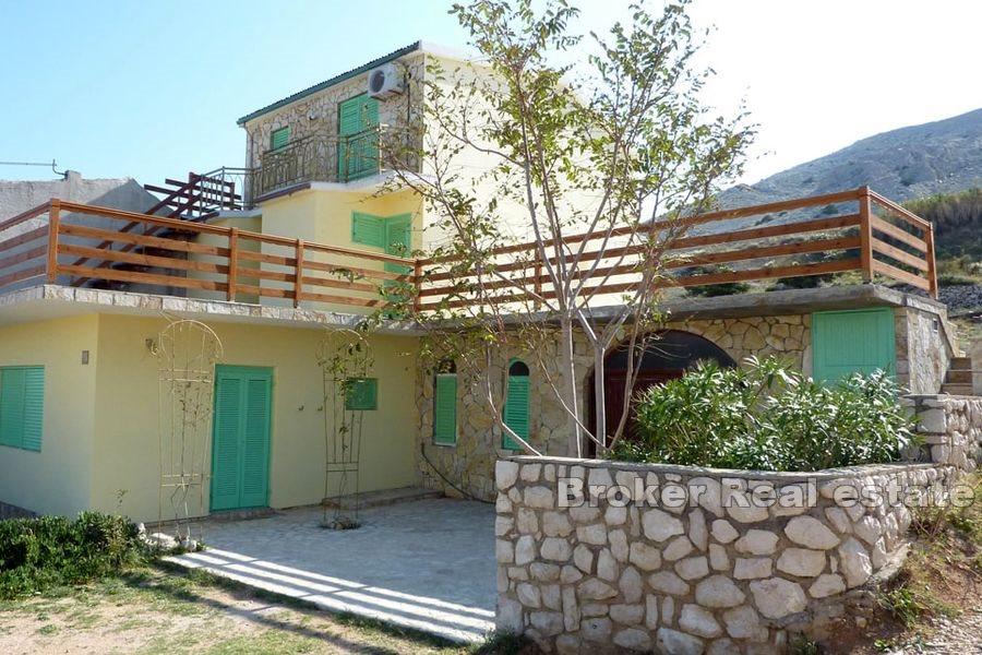 Pag - Dvojdomek v blízkosti moře a pláže