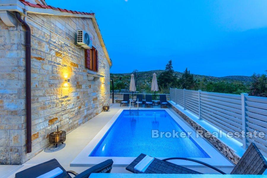 Insel Brac - Haus mit Swimmingpool in ruhiger Lage