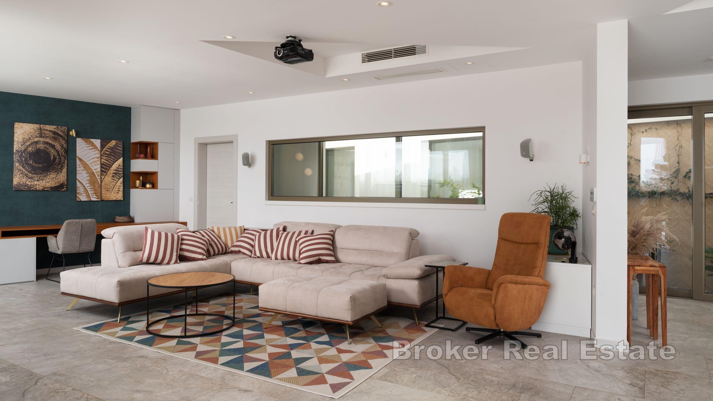 Zadar - Maison avec un grand jardin