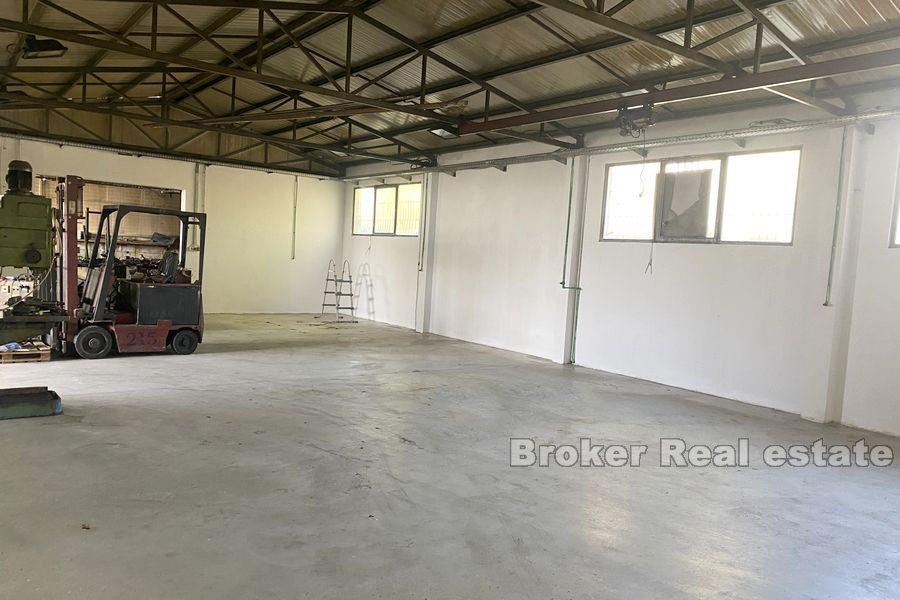 In der Nähe von Split - Lagerbüroflächen zu vermieten