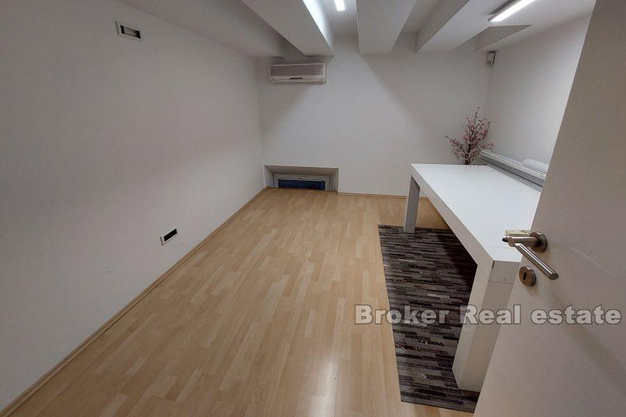 Split, Manuš - Kontor nära centrum