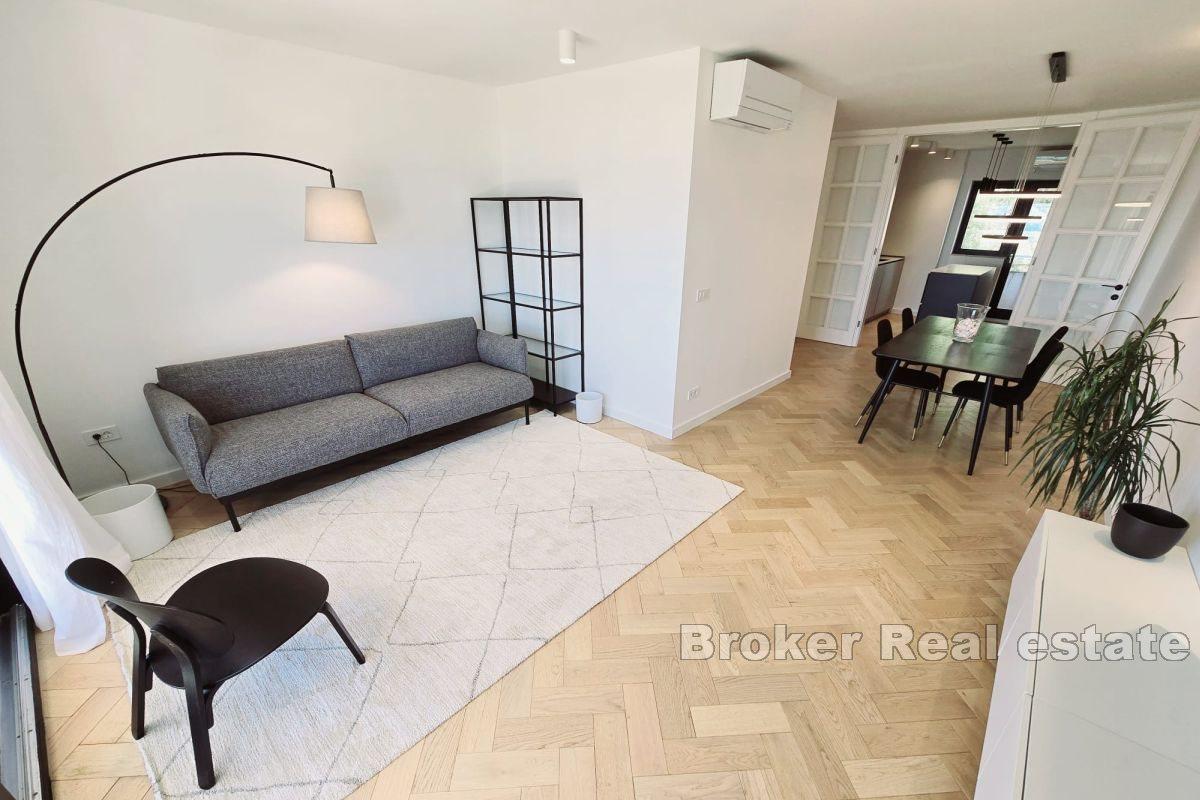 Modern comfortable three-room apartment