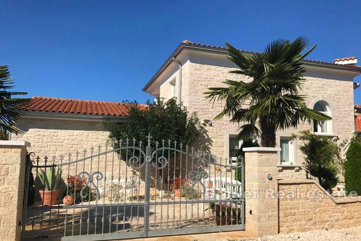 Charming house in a quiet location