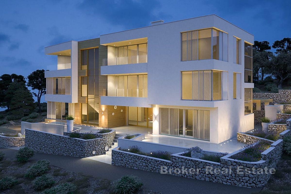 Vila ve stavu roh-bau s výhledem na moře