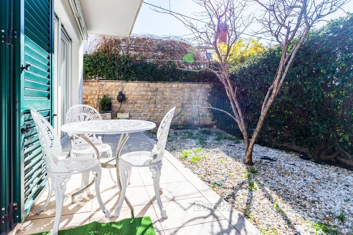 Дом недалеко от моря и пляжа