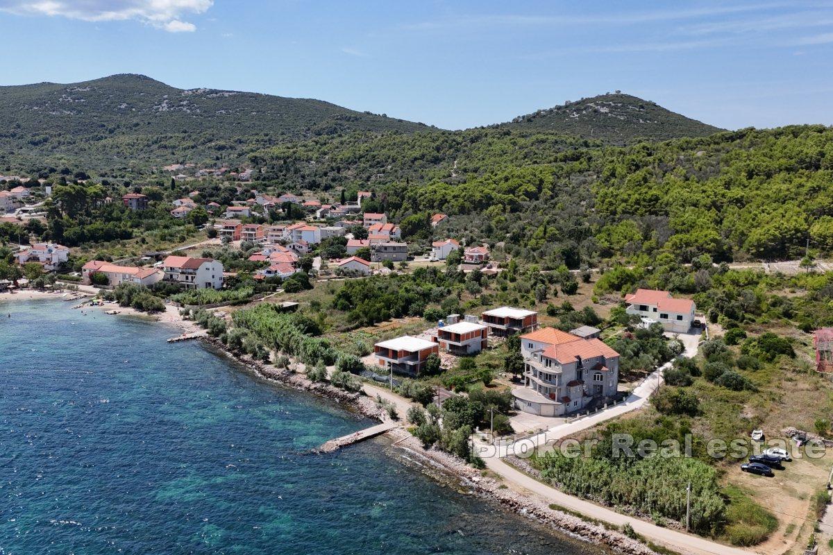 Building plot in a quiet part of the town near the sea