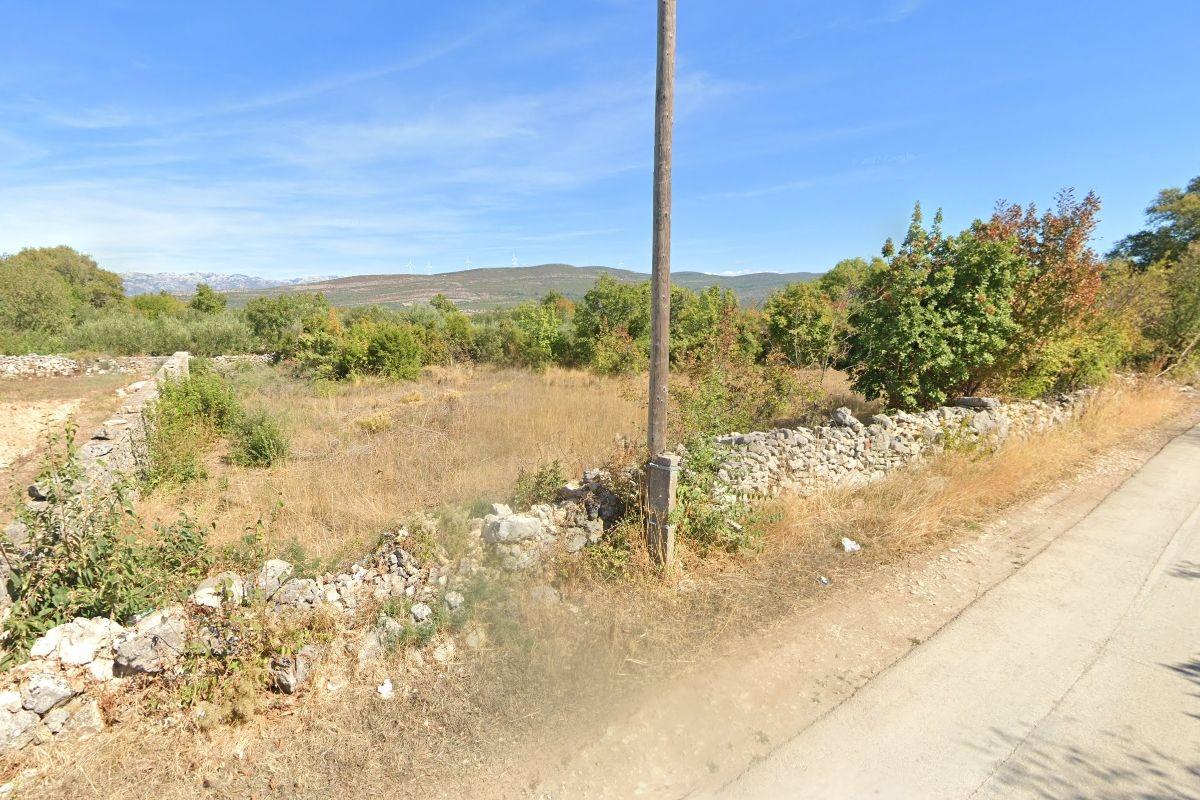 Zemljište za gradnju na mirnoj lokaciji