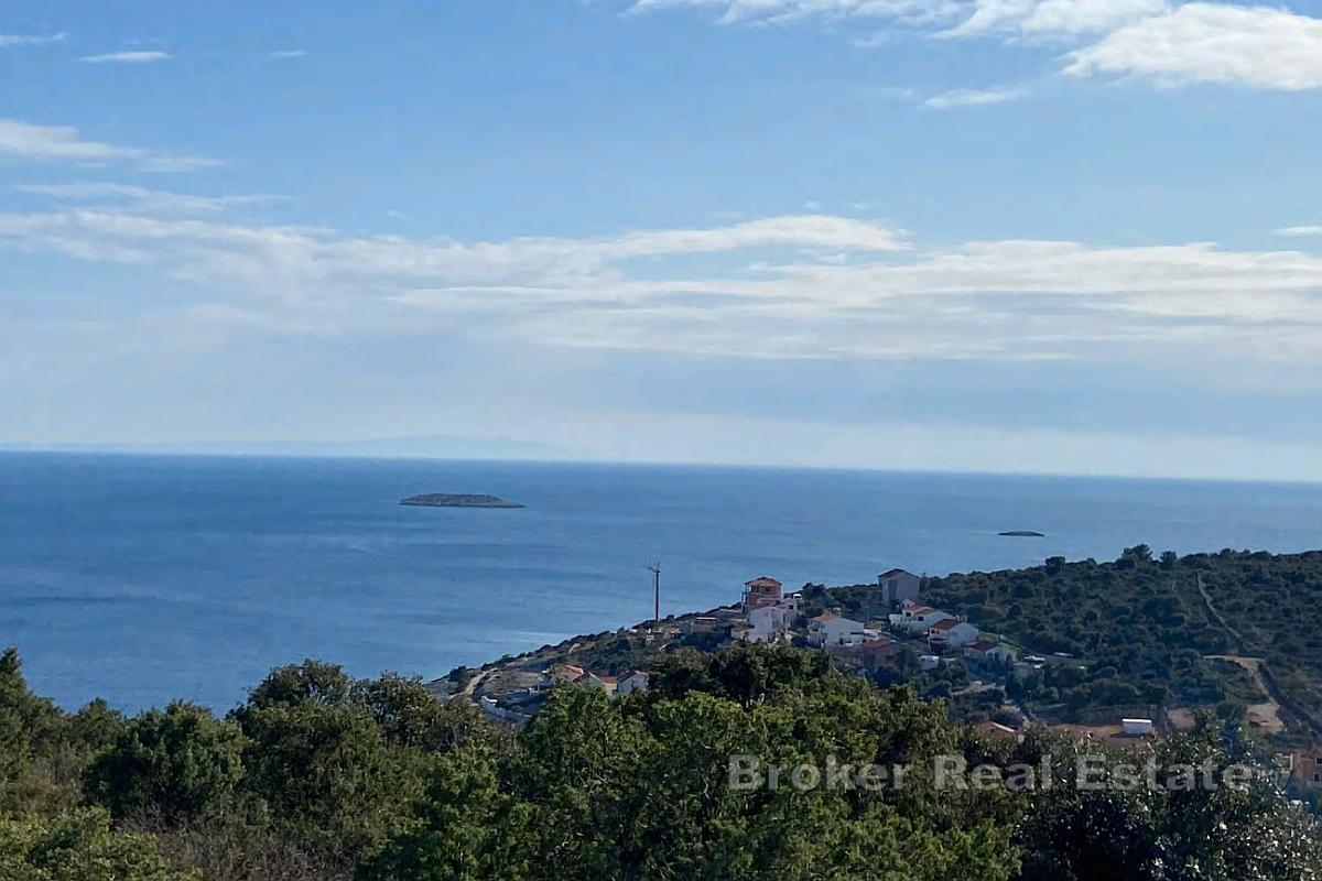 Terreno con vista libera sul mare