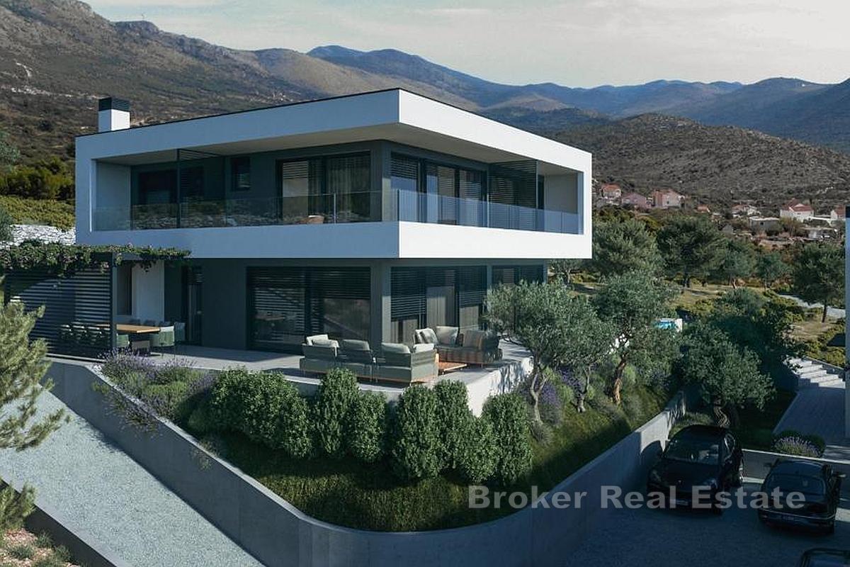 Działki budowlane z projektami w trakcie realizacji, z widokiem na morze