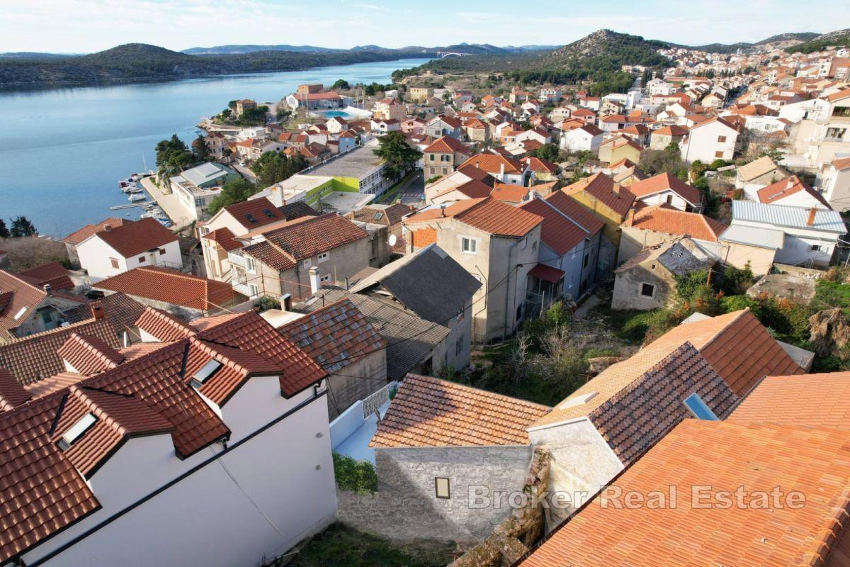 Kamena kuća za renovaciju