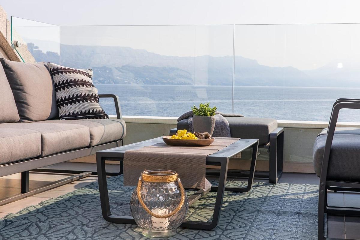 001-5358-30-Island-of-Brac-Modern-apartment-house-in-the-second-row-to-the-sea-for-sale