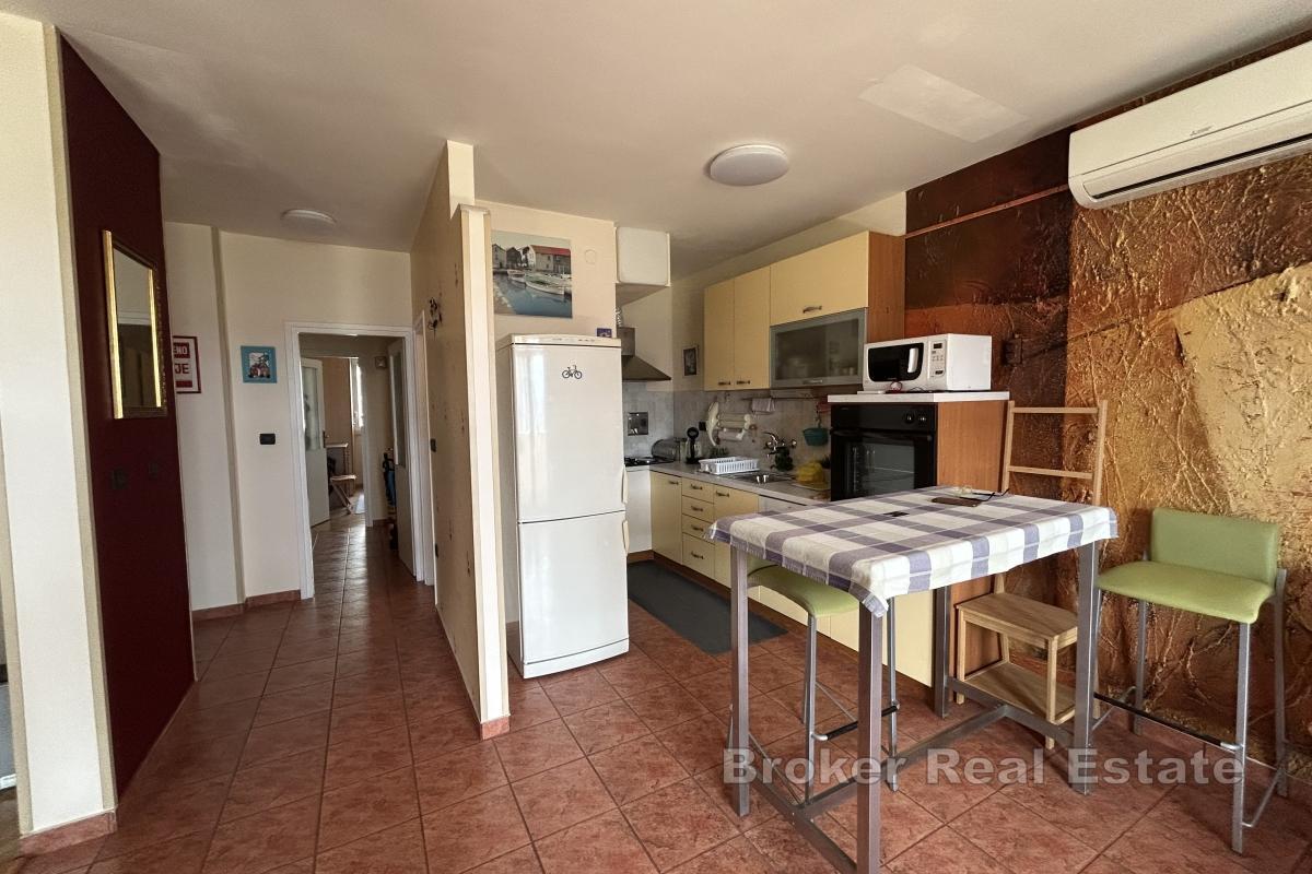 Prostran jednosobni stan