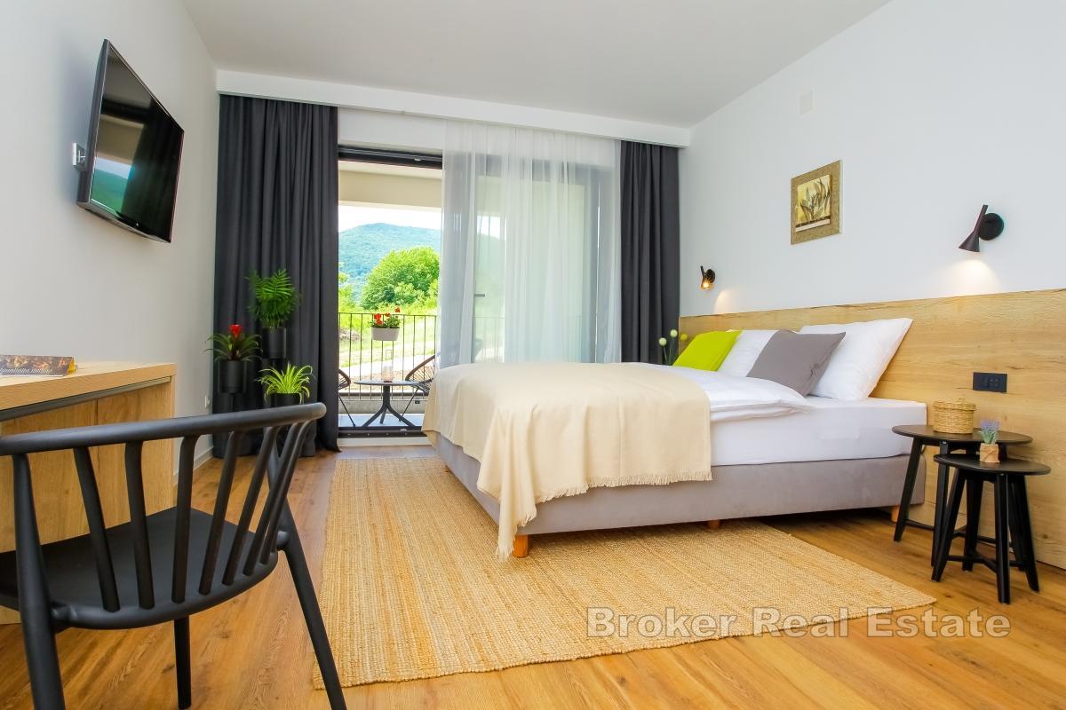 Víceúčelový objekt poblíž Plitvic