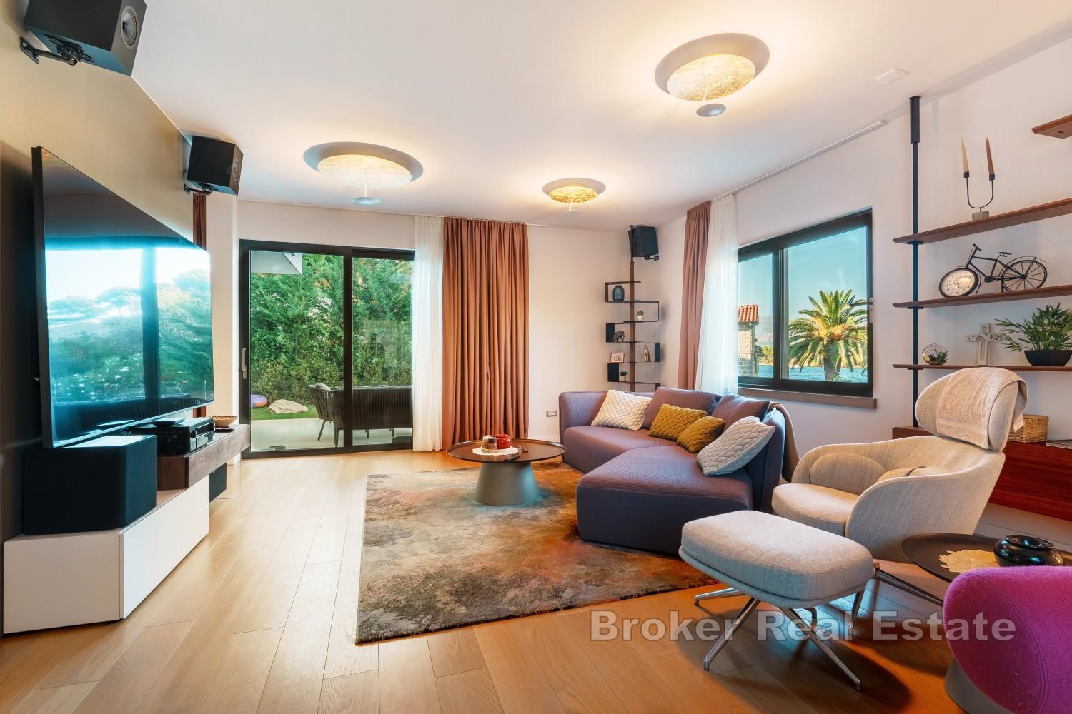 Insel Brac - Villa in der ersten Reihe zum Meer