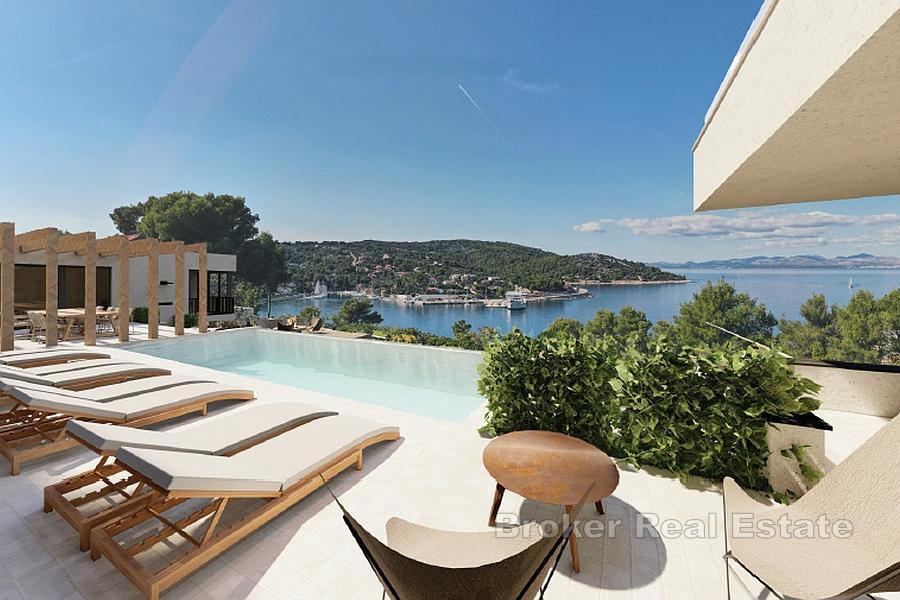 Building plot with sea view