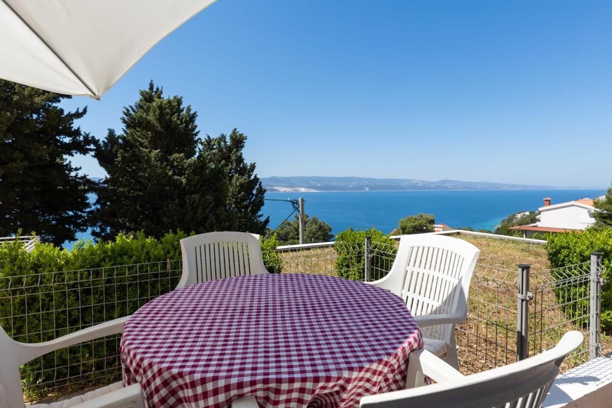 001-5390-30-Omis-Two-bedroom-apartment-with-sea-view-for-sale