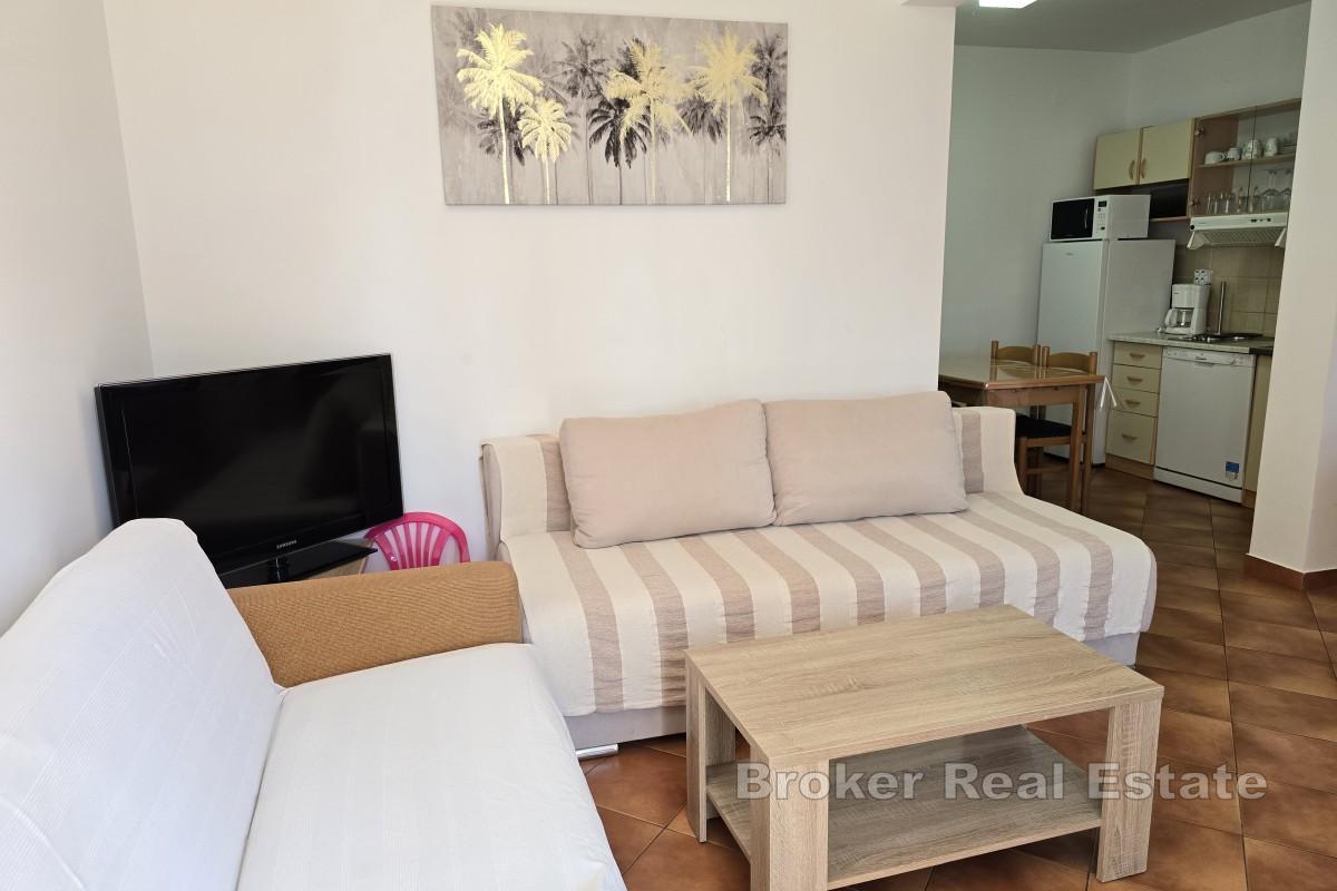 Charmig lägenhet med havsutsikt