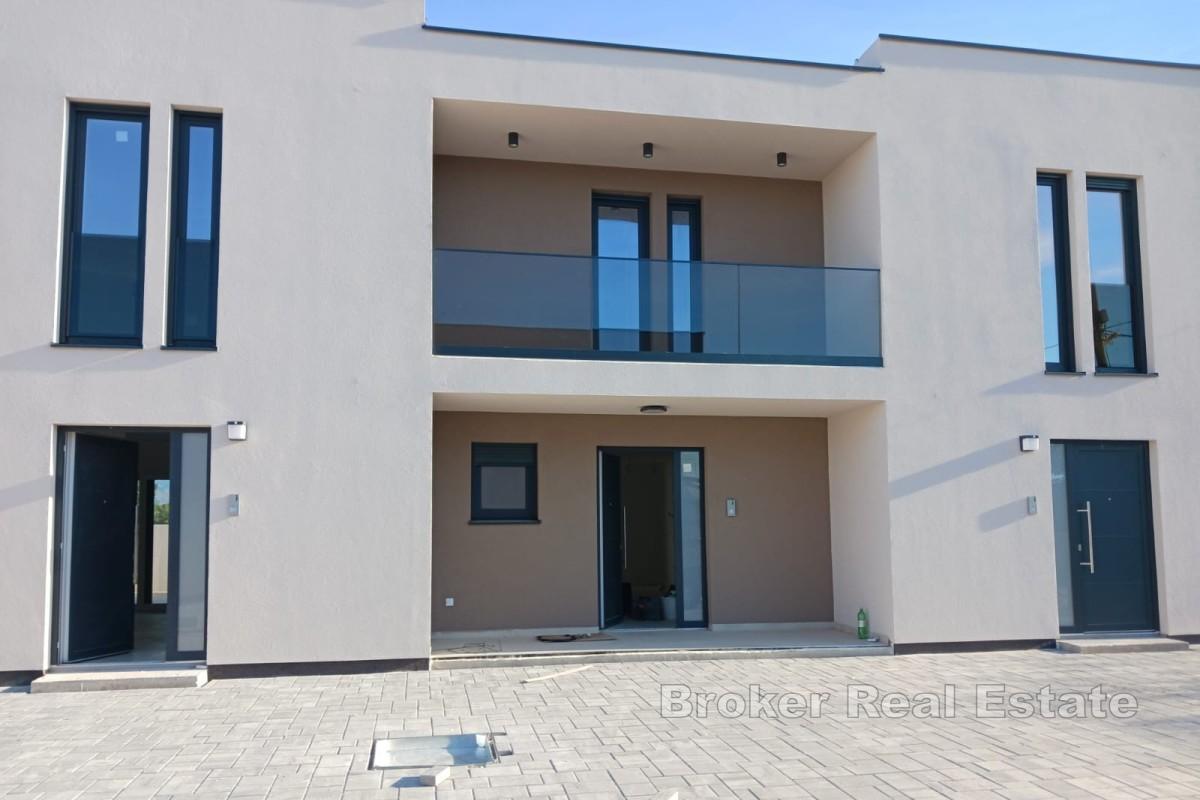 007-5401-30-Zadar-Modern-duplex-apartment-with-pool-for-sale