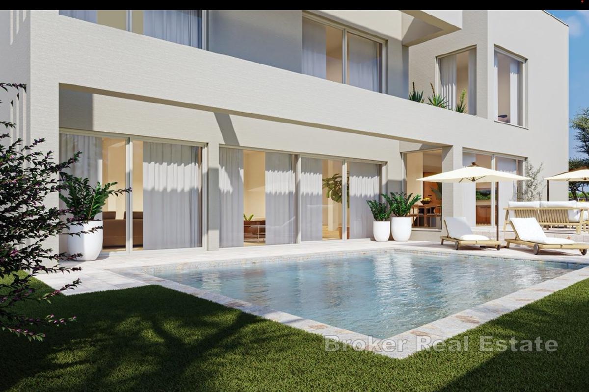 Działki budowlane w dzielnicy mieszkalnej, blisko morza