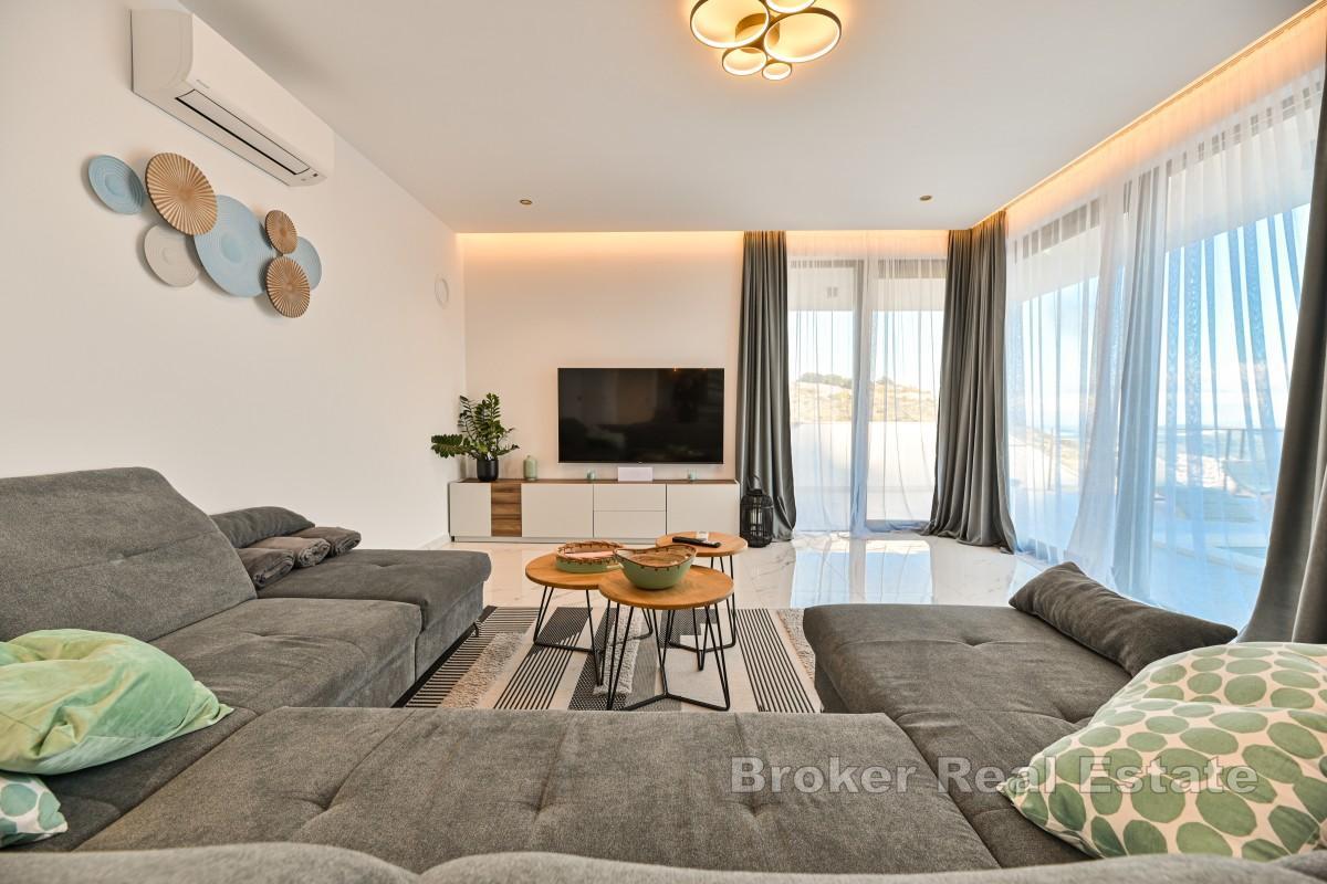 Moderná vila s úžasným výhľadom