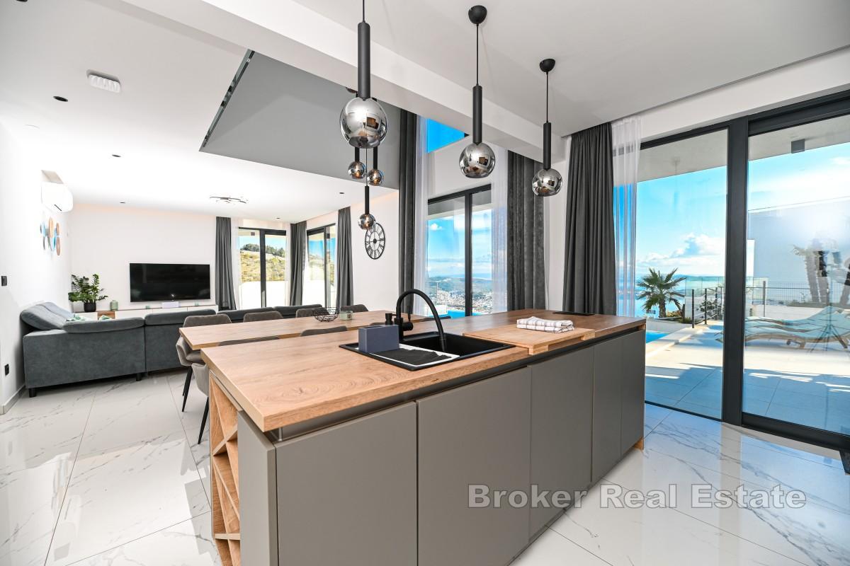 Moderná vila s úžasným výhľadom