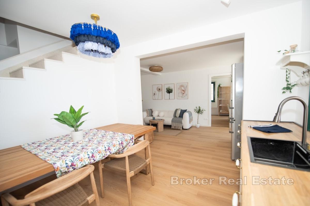 Piękny dom w stylu dalmatyńskim w wyjątkowej lokalizacji